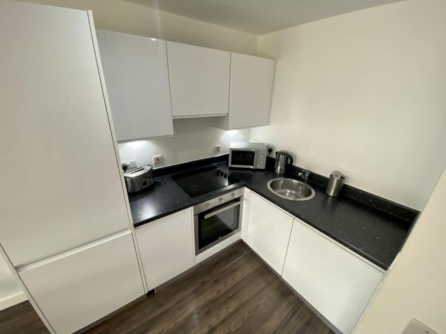 Liverpool Waterfront Apartment エクステリア 写真